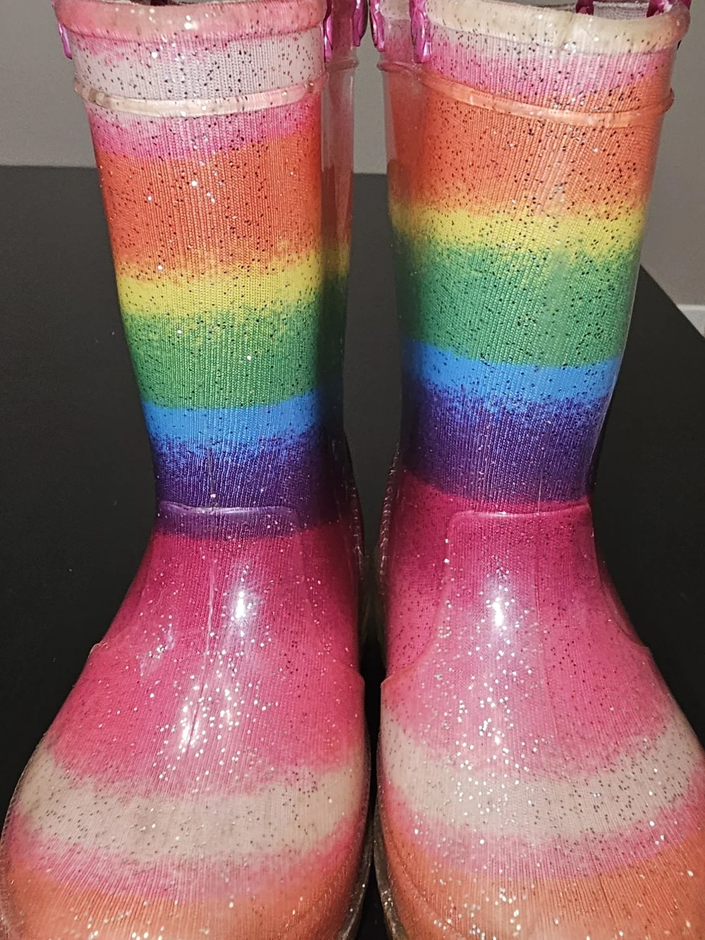 Toddler Light-Up Rain Boots Waterproof, Rainbow, Easy-On Handles, LED 5